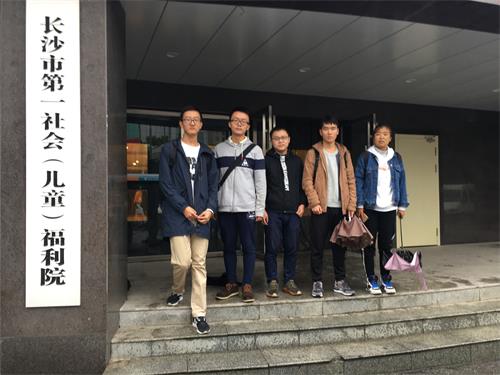 m1540402885548394.jpg 1.jpg